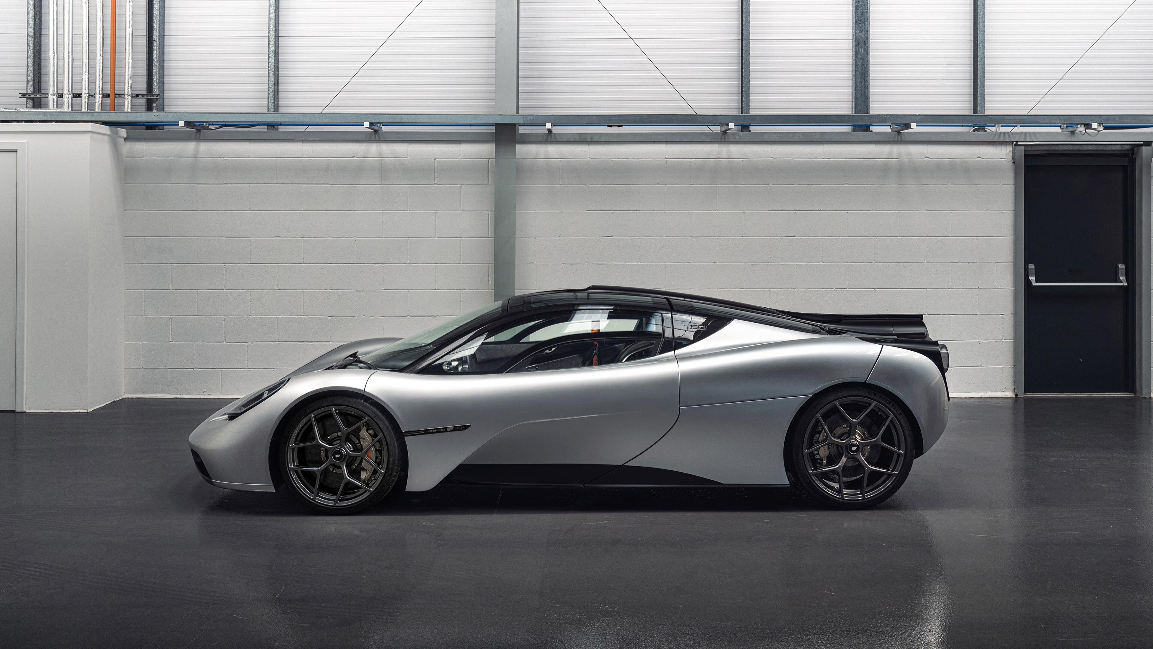 历史性决战：冠军宝座争夺白热化