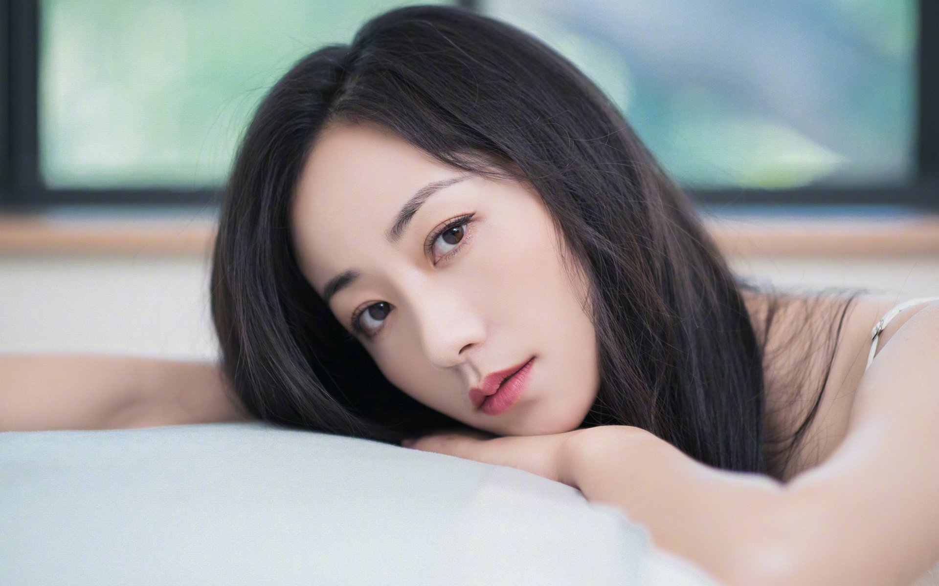 室内蹦床华丽秀，空中舞者炫技表演，室内蹦床运动